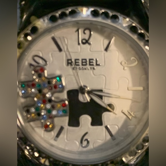 EUC Women’s Rebel Brooklyn Gravesend white face watch - Picture 6 of 7